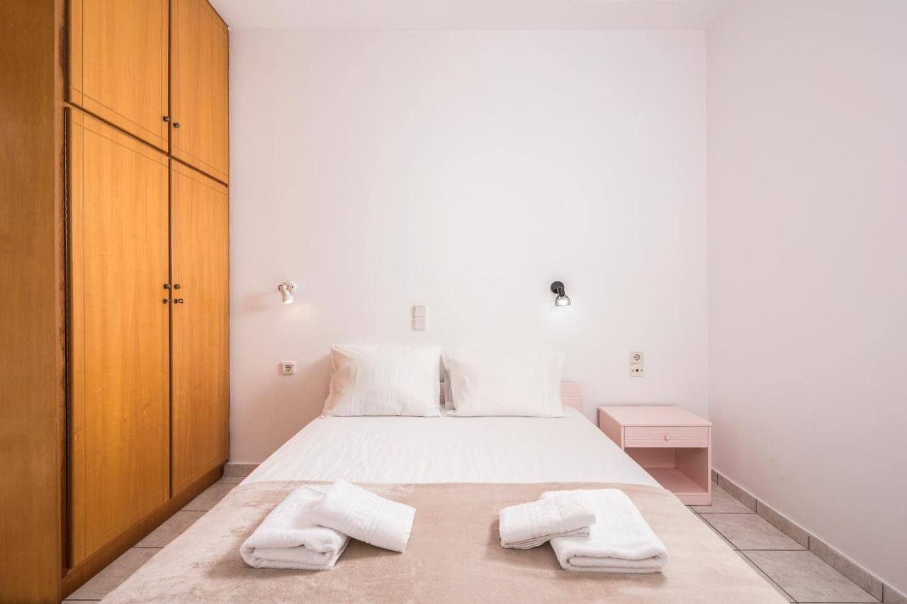 Captain Michalis Apartments Galatás Buitenkant foto